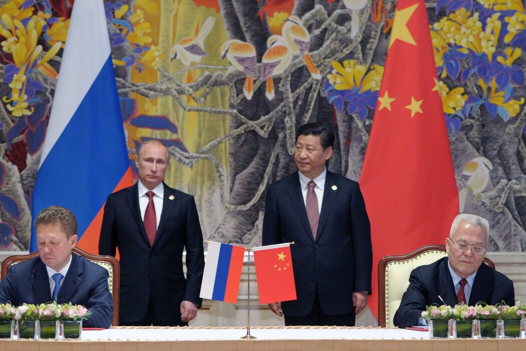 2014年，俄罗斯总统普京与中国国家习近平在上海达成了一项天然气协议。